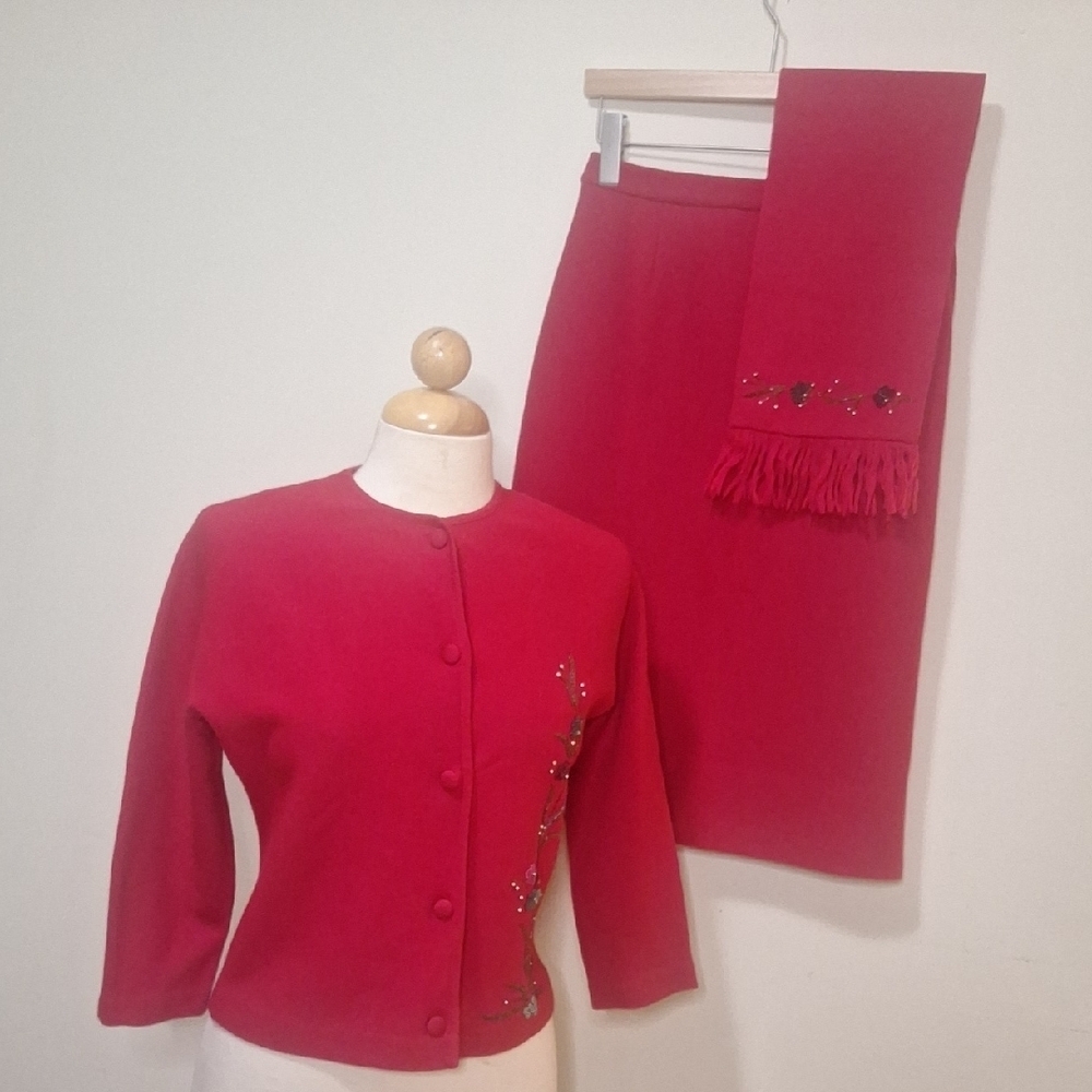 Vintage Lucia Made In Italy Wool 3 Pc. Knit Hand Embroidered Sweater/Skirt Set